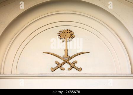 London, UK - February 26th 2024: The national emblem of Saudi Arabia on the exterior of the Embassy of Saudi Arabia, located in Mayfair, London, UK. Stock Photo