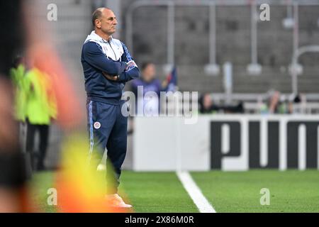 Head Coach Michel Der Zakarian of Montpellier pictured during the Ligue 1 Uber Eats game 34 in the 2023-2024 season between Racing Club de Lens and Montpellier Herault Sport Club on May 19 , 2024 in Lens, France. (Photo by David Catry / Sportpix ) Stock Photo
