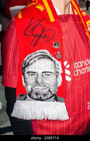 Liverpool FC supporter wearing Jurgen Klopp scarf Stock Photo