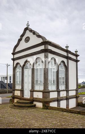 Praia da Vitoria, Terceira, Azores, Portugal. Temple of the Holy Spirit, known as an Imperio, in Praia da Vitoria. Stock Photo