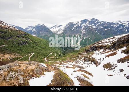 The viewpoint at Gaularfjellet is one of the spots that offer fine views of the scenery along the road.Mountain pass in Zig Zag, spring-like landscape Stock Photo