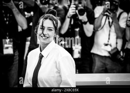 Cannes, France. 24th May, 2024. Adele Exarchopoulos attends the ''L'Amour Ouf'' (Beating Hearts) Photocall at the 77th annual Cannes Film Festival at Palais des Festivals on May 24, 2024 in Cannes, France. (Photo by Daniele Cifala/NurPhoto) Credit: NurPhoto SRL/Alamy Live News Stock Photo