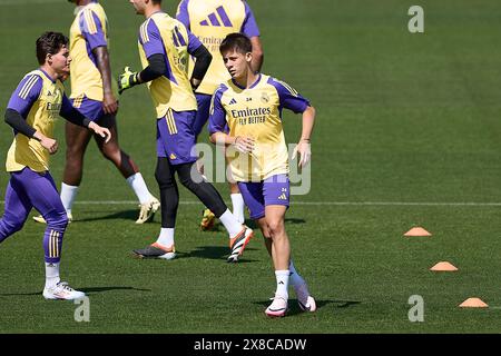 Madrid, Spain. 24th May, 2024. Real Madrid CF players warm up during the training session on the eve of the 2023/2024 La Liga EA Sports week 38 football match between Real Madrid CF and Real Betis Balompie at Real Madrid CF training ground. Credit: SOPA Images Limited/Alamy Live News Stock Photo