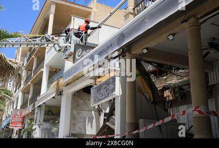 Palma, Spain. 24th May, 2024. Firefighters work on the Medusa Beach Club building after it collapsed. Two German women and two other people died in the collapse of the restaurant on Playa de Palma in Mallorca. Credit: Clara Margais/dpa/Alamy Live News Stock Photo