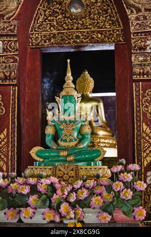 Thailand, Chiang Mai, Phra Singh Temple (Wat Phra Singh), Emerald Buddha statue (jade) Stock Photo