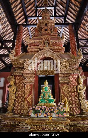 Thailand, Chiang Mai, Phra Singh Temple (Wat Phra Singh), Emerald Buddha statue (jade) Stock Photo