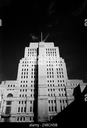 Senate House University of London , London England Senate House is the administrative centre of the University of London, situated in the heart of Bloomsbury, London, immediately to the north of the British Museum.  The Art Deco building was constructed between 1932 and 1937 as the first phase of a large uncompleted scheme designed for the university by Charles Holden. It consists of 19 floors and is 210 feet (64 m) high.  During the Second World War, the building's use by the Ministry of Information inspired two works of fiction by English writers. The earliest, Graham Greene's novel The Mini Stock Photo