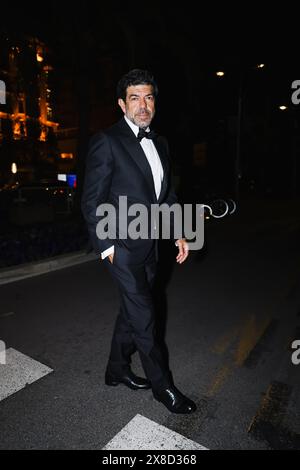 Cannes, France. 21st May, 2024. Pierfrancesco Favino is arriving at the Calvin Klein party during the 77th Festival de Cannes in Cannes, France, on May 20, 2024 (Photo by Alessandro Bremec/NurPhoto) Credit: NurPhoto SRL/Alamy Live News Stock Photo