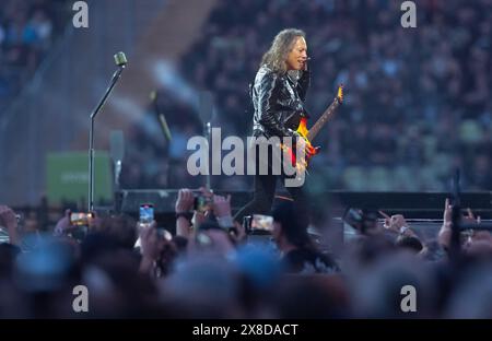 Munich, Germany. 24th May, 2024. Kirk Hammett, guitarist, from the US metal band Metallica is on stage in the Olympic Stadium. The band is performing as part of their 'M72 World Tour'. Credit: Sven Hoppe/dpa/Alamy Live News Stock Photo