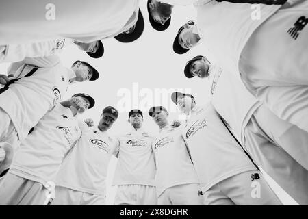 Bristol, UK, 24 May 2024. Gloucestershire huddle during the Vitality County Championship match between Gloucestershire and Derbyshire. Credit: Robbie Stephenson/Gloucestershire Cricket/Alamy Live News Stock Photo