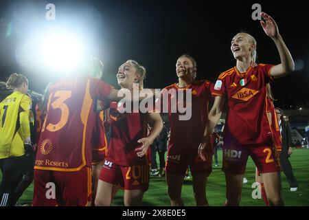 Cesena, Italia. 25th May, 2024. Roma's women's team celebrate the victory of the final of the Frecciarossa Women's Italian Cup tournament 2023/2024 between Roma and Fiorentina Women's teams at the Dino Manuzzi stadium, Cesena, northern Italy, Friday, May 24, 2024. Sport - Soccer - (Photo Michele Nucci Credit: LaPresse/Alamy Live News Stock Photo