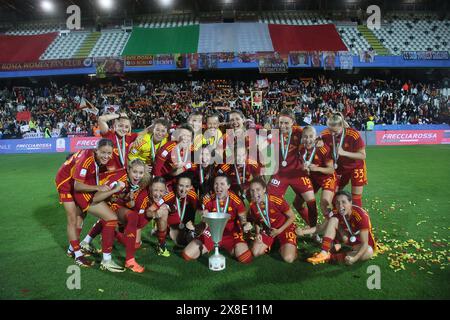 Cesena, Italia. 25th May, 2024. Roma's women's team celebrate the victory of the final of the Frecciarossa Women's Italian Cup tournament 2023/2024 between Roma and Fiorentina Women's teams at the Dino Manuzzi stadium, Cesena, northern Italy, Friday, May 24, 2024. Sport - Soccer - (Photo Michele Nucci Credit: LaPresse/Alamy Live News Stock Photo