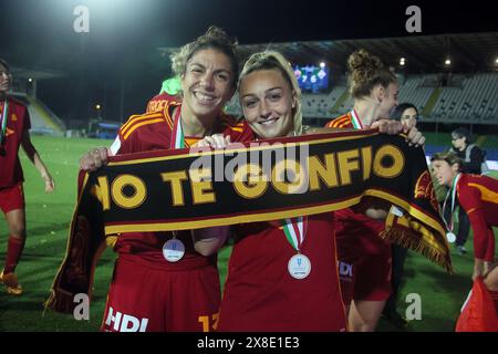 Cesena, Italia. 25th May, 2024. Roma's women's team celebrate the victory of the final of the Frecciarossa Women's Italian Cup tournament 2023/2024 between Roma and Fiorentina Women's teams at the Dino Manuzzi stadium, Cesena, northern Italy, Friday, May 24, 2024. Sport - Soccer - (Photo Michele Nucci Credit: LaPresse/Alamy Live News Stock Photo