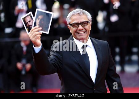 Cannes, France. 24th May, 2024. Mohammad Rasoulof attends The Seed of the Sacred Fig Screening red carpet at the 77th annual Cannes Film Festival at Palais des Festivals on May 24, 2024 in Cannes, France Credit: BTWImages/Alamy Live News Stock Photo