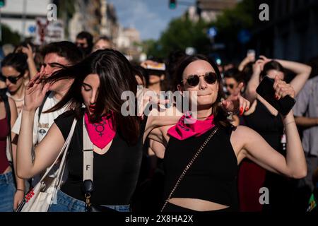 Rome, Italy. 25th May, 2024. 'Non una di meno' (Not one less) movement leads the march of hundreds of people to protest against the 'antiabortion and antifeminism policy of the government.' (Credit Image: © Marco Di Gianvito/ZUMA Press Wire) EDITORIAL USAGE ONLY! Not for Commercial USAGE! Stock Photo