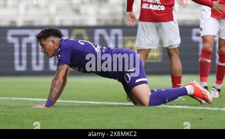 Antwerp, Belgium. 26th May, 2024. Anderlecht's Luis Vazquez looks dejected during a soccer match between Royal Antwerp FC and RSC Anderlecht, Sunday 26 May 2024 in Antwerp, on the last day (10 out of 10) of the Champions' Play-offs of the 2023-2024 'Jupiler Pro League' first division of the Belgian championship. On the final day of the Belgian competition three teams still can become champions. BELGA PHOTO VIRGINIE LEFOUR Credit: Belga News Agency/Alamy Live News Stock Photo