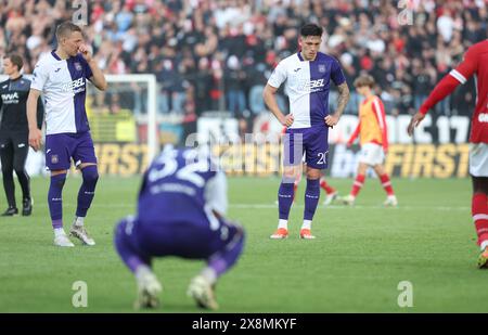 Antwerp, Belgium. 26th May, 2024. Anderlecht's Luis Vazquez looks dejected during a soccer match between Royal Antwerp FC and RSC Anderlecht, Sunday 26 May 2024 in Antwerp, on the last day (10 out of 10) of the Champions' Play-offs of the 2023-2024 'Jupiler Pro League' first division of the Belgian championship. On the final day of the Belgian competition three teams still can become champions. BELGA PHOTO VIRGINIE LEFOUR Credit: Belga News Agency/Alamy Live News Stock Photo