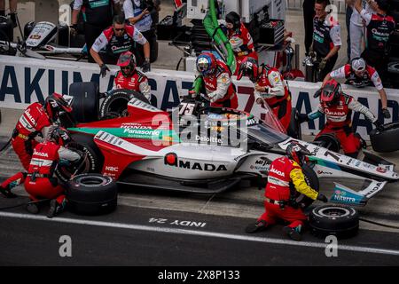 Speedway, In, USA. 26th May, 2024. TAKUMA SATO (75) of Tokyo, Japan comes down pit road for service during the 108th Running of the Indianapolis 500 at Indianapolis Motor Speedway in Speedway, IN. (Credit Image: © Walter G. Arce Sr./ASP via ZUMA Press Wire) EDITORIAL USAGE ONLY! Not for Commercial USAGE! Stock Photo