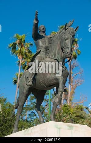 Spain: Equestrian statue of Simon Bolivar (24 July 1783 - 17 December 1830), the Liberator of America, Parque de Maria Luisa, Seville. Sculpted by Emilio Luiz Campos (1917 - 1983), 1981.  Simón José Antonio de la Santísima Trinidad Bolívar Palacios Ponte y Blanco was a Venezuelan military and political leader who led what are currently the countries of Colombia, Venezuela, Ecuador, Peru, Panama, and Bolivia to independence from the Spanish Empire. He is known colloquially as El Libertador, or the Liberator of America. Stock Photo