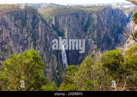 Wollemombi waterfall falls in Oxley Rivers national park, Australia's second largest waterfall, with chandler falls beside,NSW,Australia Stock Photo