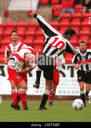 DUNFERMLINE V AIRDRIE, 16/10/99. The tackle by Dunfermlines Owen Coyle on Paul Jack which resulted in Coyles sending off. Stock Photo