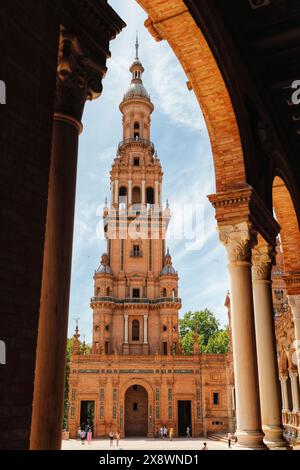The remarkable architecture of the Plaza de España, Seville, Spain Stock Photo