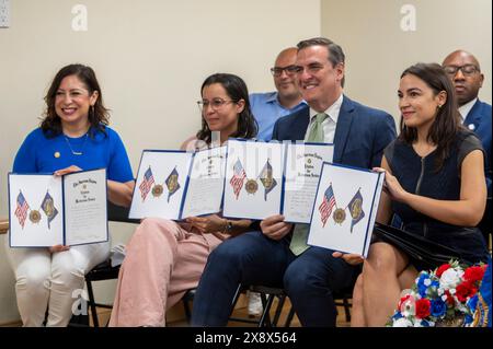 New York, New York, USA. 27th May, 2024. (NEW) Alexandria Ocasio-Cortez Attends 2024 Memorial Day Ceremony In New York City. May 27, 2024, New York, New York, USA: (L-R) New York State Assembly member Jessica Gonzalez-Rojas, New York City Council member Tiffany Caban, New York State Senator Michael Gianaris and U.S. Representative Alexandria Ocasio-Cortez hold Citations For Meritorious Service recieved at the American Legion Boulevard Gardens Post 1836 2024 Memorial Day Ceremony on May 27, 2024 in the Queens borough of New York City. Credit: ZUMA Press, Inc./Alamy Live News Stock Photo