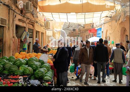 Vegetable and fruit sellers in Ghardaia market. Mazb Valley.Ghardaia Province.North Sahara.Algeria Stock Photo