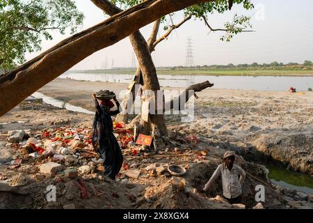 Construction Site on a summer Sunday Stock Photo - Alamy