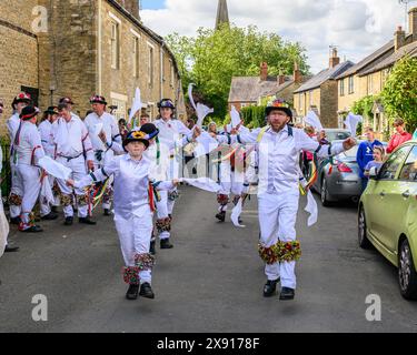 Morris Dancing in Bampton, England at Whitsun Stock Photo