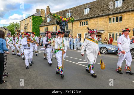 Morris Dancing in Bampton, England at Whitsun Stock Photo