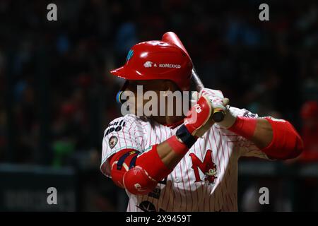 Mexico City, Ciudad de Mexico, Mexico. 28th May, 2024. Robinson Cano #22 of Diablos Rojos at the bat during the Mexican Baseball League (LMB) first match between Saraperos de Saltillo and Diablos Rojos del México, at Alfredo Harp HelÃº Stadium.Â Diablos Rojos defeat Saraperos 9-3. (Credit Image: © Carlos Santiago/eyepix via ZUMA Press Wire) EDITORIAL USAGE ONLY! Not for Commercial USAGE! Stock Photo