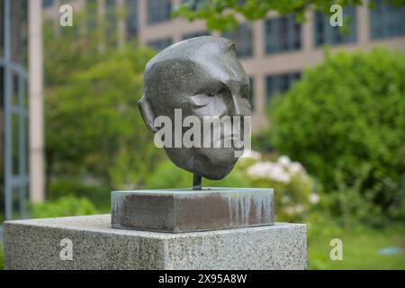 Bust of Ludwig Erhard, Street of Remembrance, Spreebogen, Moabit, Mitte, Berlin, Germany, Büste Ludwig Erhard, Straße der Erinnerung, Spreebogen, Moab Stock Photo