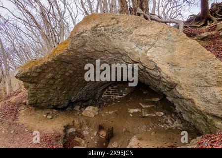 Ruined Japanese machine gun bunker on Gili Trawangan in Indonesia Stock Photo