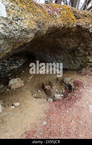 Old, ruined Japanese WW2 machine gun bunker on Gili Trawangan, Indonesia Stock Photo