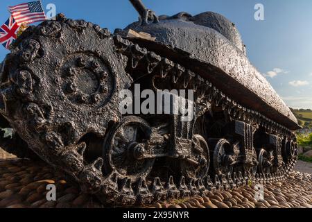 England, Devon, Torcross, Monument to Operation Tiger with Sherman Tank (tracks detail) Stock Photo