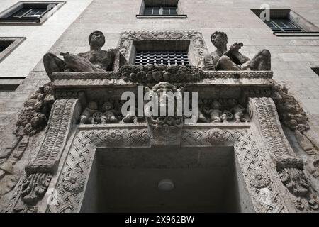 Ornate decoration at the entrance of TUM - Technical University of Munich main campus building on Gabelsbergerstrasse, Munich, Germany Stock Photo