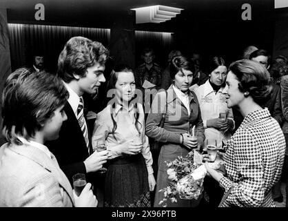 Anni' 80 Bruxelles Archivio Storico Olycom/Lapresse Fabiola de Mora y Aragon (Madrid, 11 giugno 1928 - Laeken, 5 dicembre 2014) è stata regina consorte dei Belgi dal 1960 al 1993, come moglie di re Baldovino. Dopo la morte del marito divenne nota come 'regina Fabiola del Belgio', avendo passato il titolo di 'Regina dei Belgi' alla cognata Paola Ruffo di Calabria, consorte di Alberto II del Belgio. Nella Foto: Fabiola de Mora y Aragon del Belgio durante il concorso musicale nazionale 'Pro Civitate' Credit: LaPresse/Alamy Live News Stock Photo