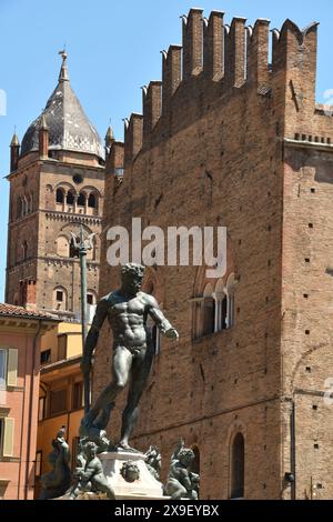 Piazza Maggiore is the heart of Bologna with the marbles of the basilica of San Petronio, Palazzo d'Accursio, Palazzo  Podestà, the Neptune fountain Stock Photo