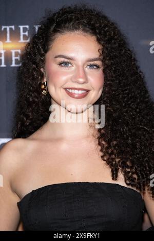 Actress Ashley Ray Keefe attends the Artists Society Presents 'Earth