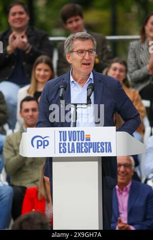 Gijón, Spain, May 31, 2024: The President of the Popular Party, Alberto Núñez Feijoo addresses the public during the Popular Party Campaign Rally for the European Elections 2024, on May 31, 2024, in Gijón, Spain. Credit: Alberto Brevers / Alamy Live News. Stock Photo