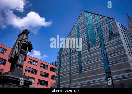 Inner courtyard of Leipzig University with the monument to Gottfried ...