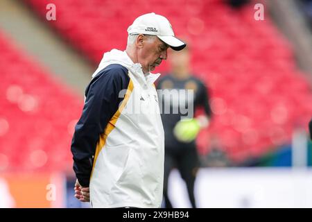 London, UK. 31st May, 2024. Carlo Ancelotti, Head Coach Real Madrid seen during training session ahead of their UEFA Champions League Final against Borussia Dortmund at Wembley Stadium. (Photo by Grzegorz Wajda/SOPA Images/Sipa USA) Credit: Sipa USA/Alamy Live News Stock Photo