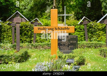 Grab von Wolfgang Schäuble, Waldbachfriedhof, Offenburg, Baden-Württemberg, Deutschland Stock Photo