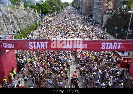 Stockholm, Sweden. 01st June, 2024. Athletes at the start of the Stockholm Marathon in Stockholm, Sweden, on June 01, 2024. Credit: TT News Agency/Alamy Live News Stock Photo