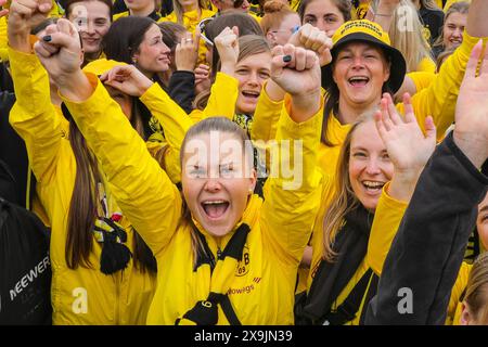 London, UK. 01st June 2024. The Borussia Dortmund Under-17 women's teams celebrate at the fan site. The official Borussia Dortmund fan park in Hyde Park gets busy with football fans. Around 20,000 are expected at the site, by 12 noon today, nearly 15,000 had already arrived to sing, party, enjoy the stage programme and later giant screens. The UEFA Champions League Final between Real Madrid and Borussia Dortmund will kick off at 8pm GMT at Wembley Stadium today. Credit: Imageplotter/Alamy Live News Stock Photo