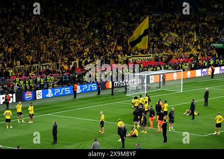 Borussia Dortmund players appear dejected at the end of the UEFA Champions League final at Wembley Stadium in London. Picture date: Saturday June 1, 2024. Stock Photo