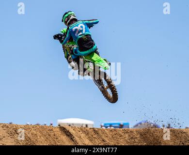 Sacramento, California, USA. June 01 2024 Sacramento, CA USA Ty Masterpool(29) gets big air off jump14 during the Pro Motocross Championship 250 heat # 1 at Hangtown Classic Sacramento, CA Thurman James/CSM Credit: Cal Sport Media/Alamy Live News Stock Photo