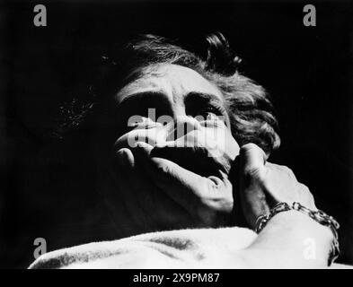 HORROR HOTEL, Betta St. John, Patricia Jessel, 1960 Stock Photo - Alamy