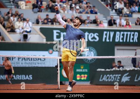 Paris, France. 02nd June, 2024. Carlos Alcaraz of Spain celebrates a point against Felix Auger-Aliassime of Canada in the Men's Singles fourth round match during Day Eight of the 2024 French Open at Roland Garros on June 02, 2024 in Paris, France. (Photo by QSP) Credit: QSP/Alamy Live News Stock Photo